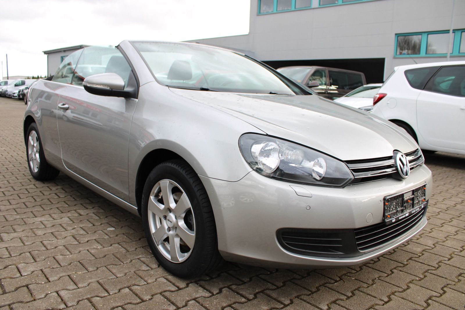 Fahrzeugabbildung Volkswagen Golf 1.2 TSI Cabrio SHZ,PDC,Navi