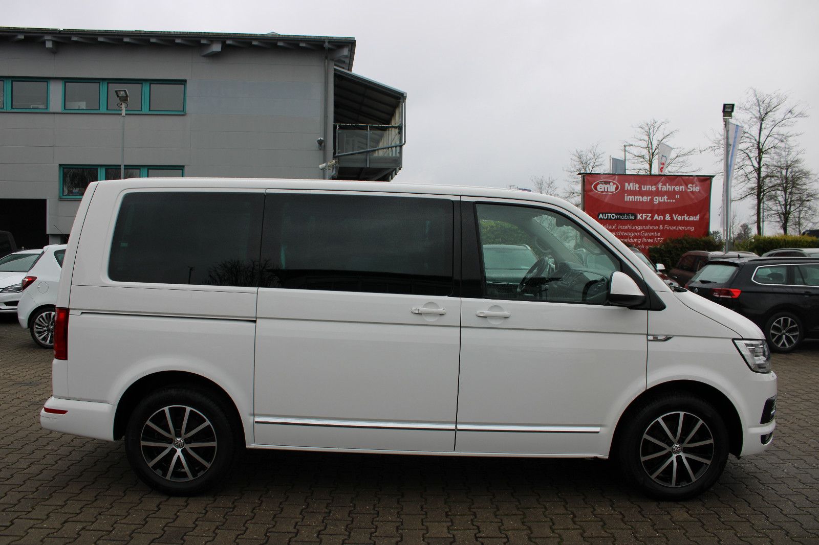 Fahrzeugabbildung Volkswagen T6 Multivan Generation Six  2.0TDI Leder,LED,PDC