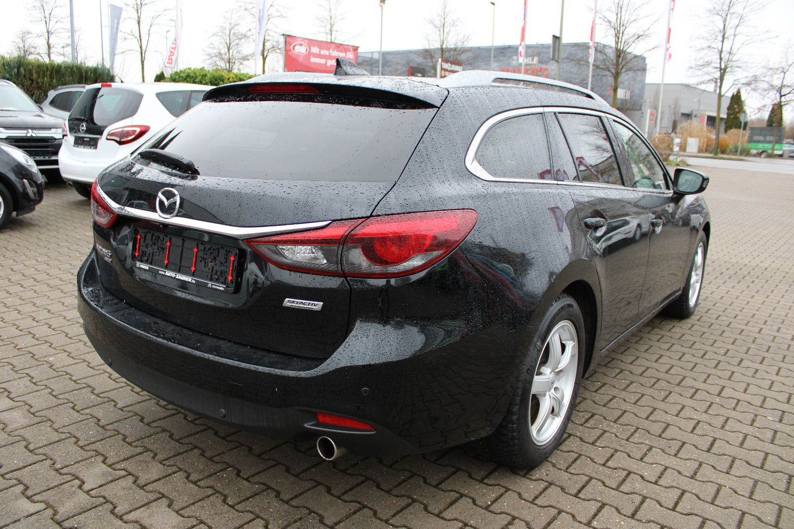 Fahrzeugabbildung Mazda 6 2.2 SKYACTIV-D Navi,PDC,Kamera,AHK,Leder 4X4