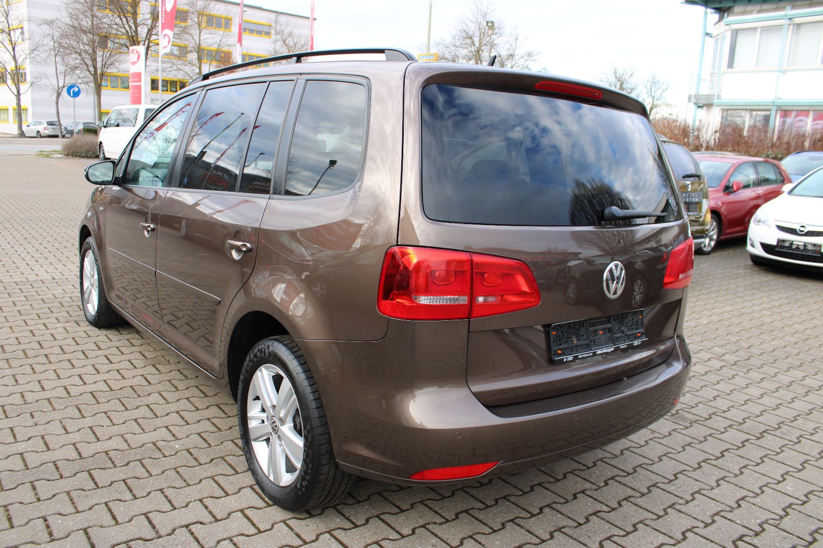 Fahrzeugabbildung Volkswagen Touran Match 2.0 TDI PDC,LED,SHZ