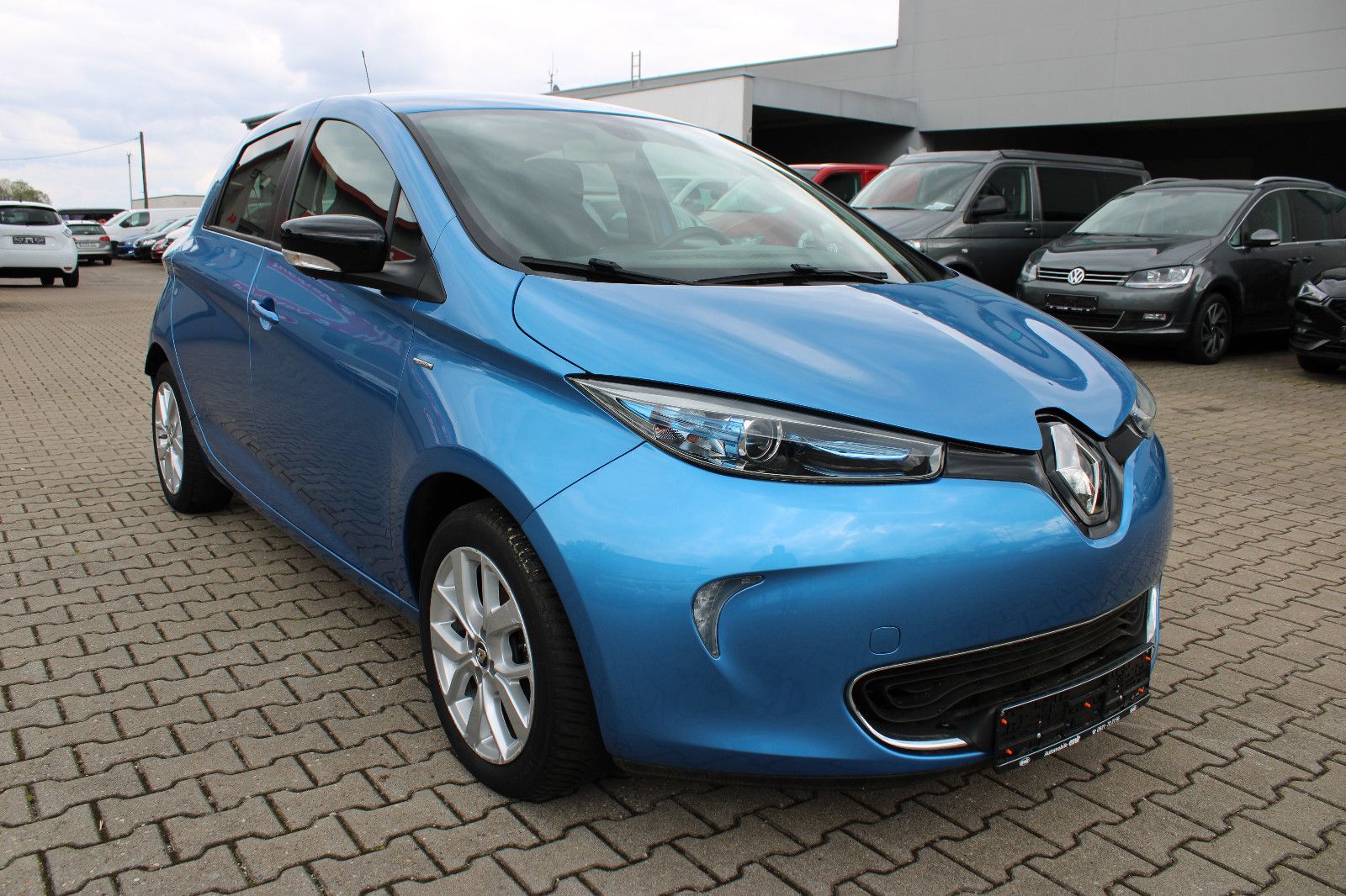 Fahrzeugabbildung Renault ZOE Limited Navi,Kamera,PDC  Batteriekauf