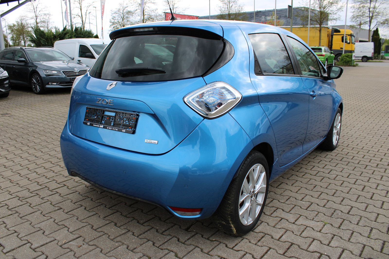 Fahrzeugabbildung Renault ZOE Limited Navi,Kamera,PDC  Batteriekauf