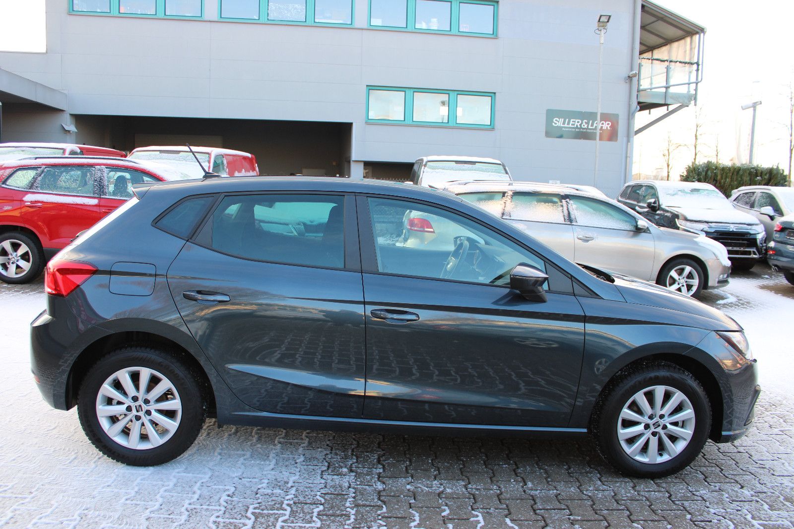 Fahrzeugabbildung SEAT Ibiza 1.0 TSI  Style DSG Navi,LED,SHZ 1.Hand