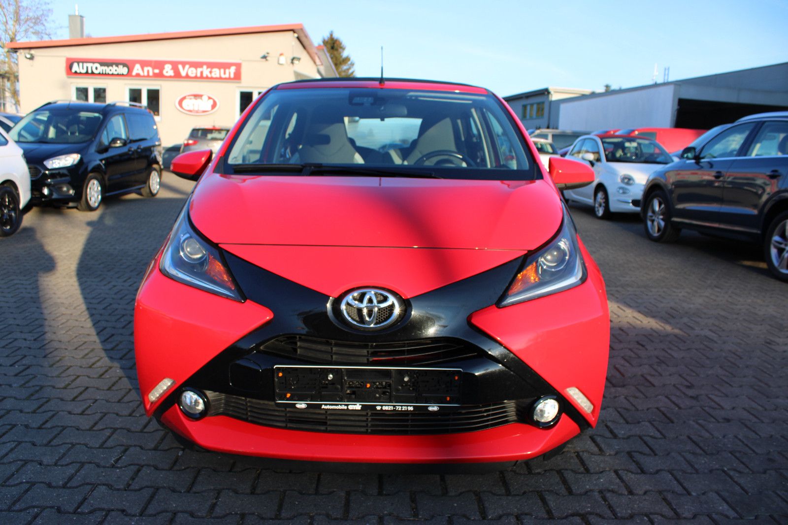 Fahrzeugabbildung Toyota Aygo 1,0-l-VVT-i x-shift Navi,Kamera Faltdach