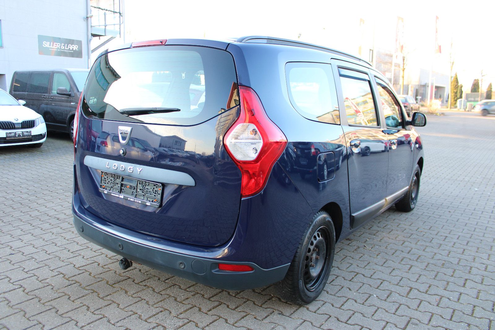 Fahrzeugabbildung Dacia Lodgy TCe 115 Klima,PDC,AHK,SHZ