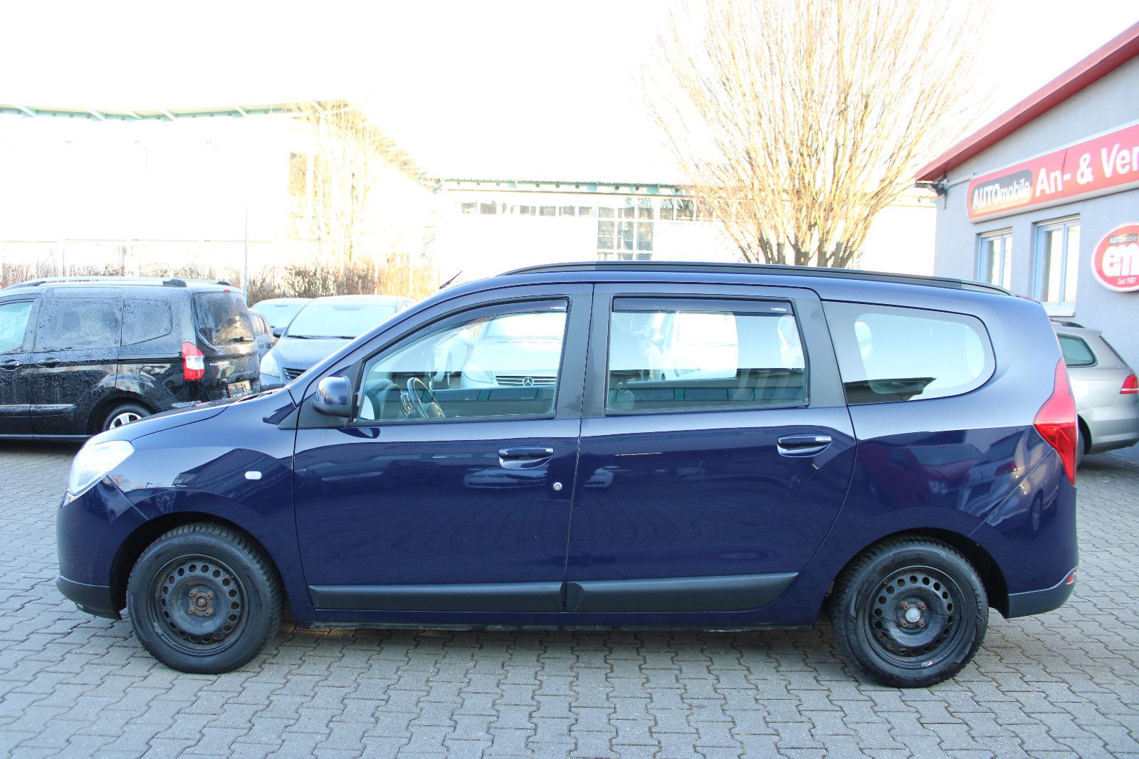 Fahrzeugabbildung Dacia Lodgy TCe 115 Klima,PDC,AHK,SHZ