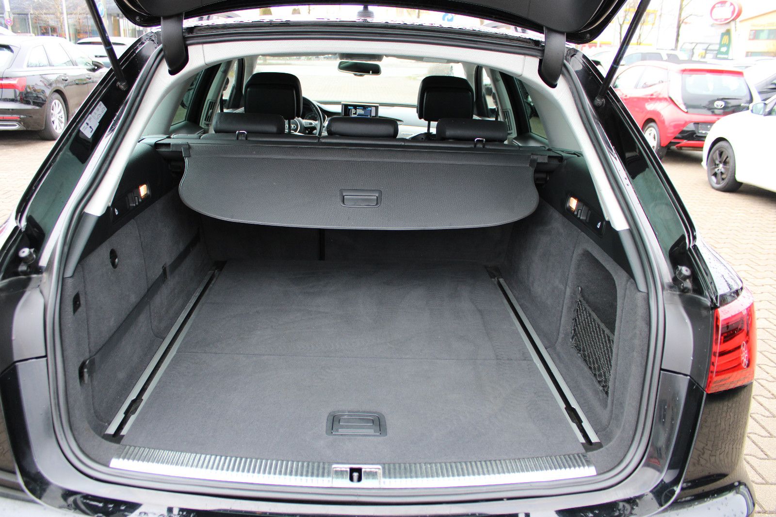 Fahrzeugabbildung Audi A6 Allroad 3.0 TDI quattro