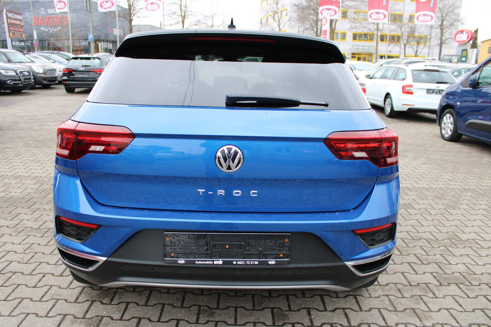 Fahrzeugabbildung Volkswagen T-Roc 1.5 TSI Navi,PDC,LED,SHZ,ACC