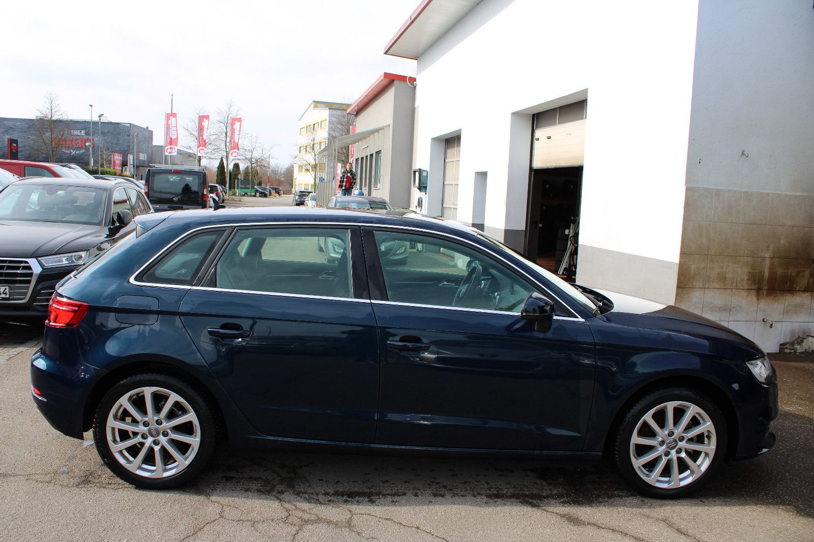 Fahrzeugabbildung Audi A3 30 g-tron S tronic  Sportback