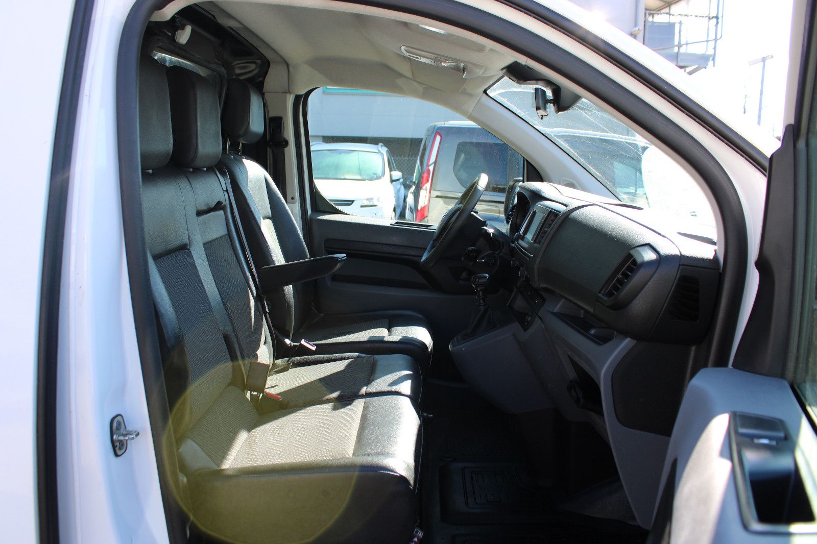 Fahrzeugabbildung Toyota Proace Meister L2 Klima,PDC,Apple