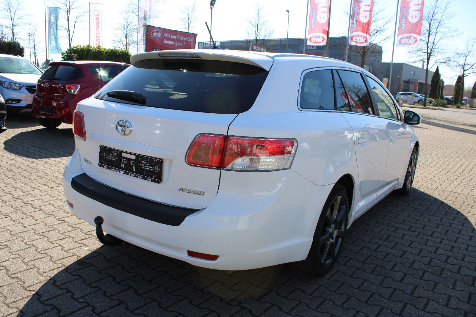 Fahrzeugabbildung Toyota Avensis Combi 2.2 D-4D Kamera,AHK,Navi