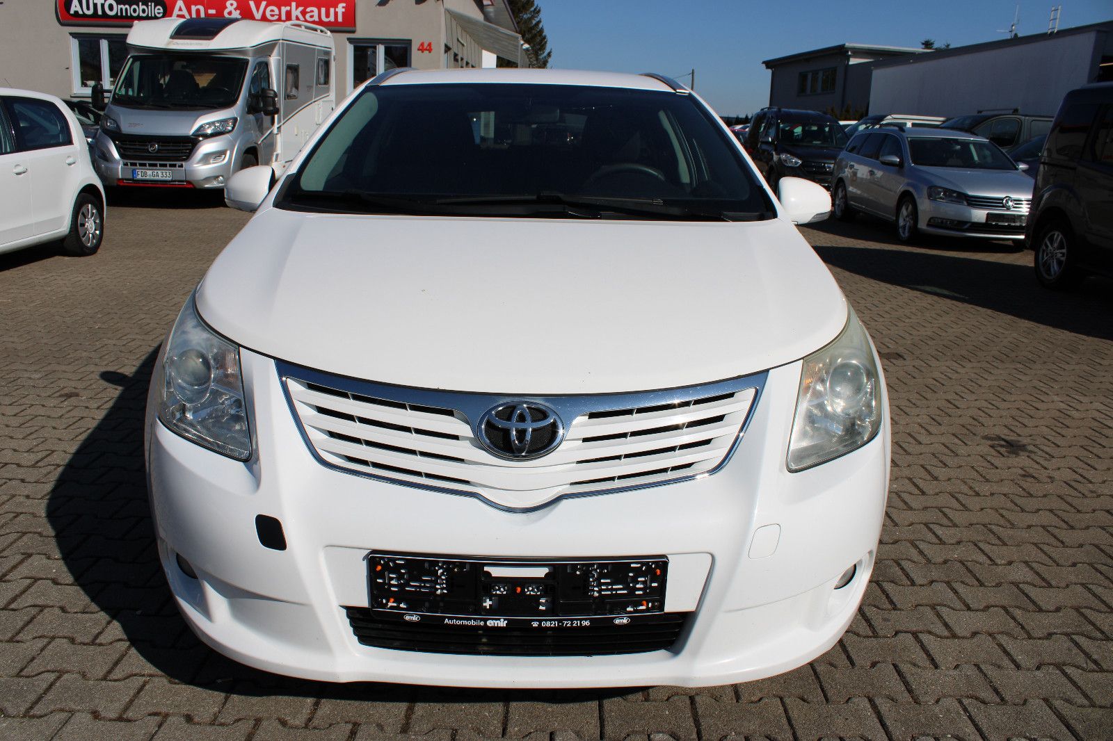 Fahrzeugabbildung Toyota Avensis Combi 2.2 D-4D Kamera,AHK,Navi