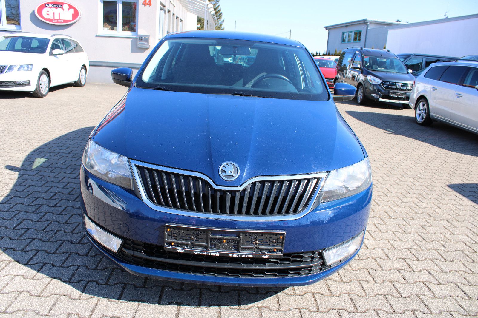 Fahrzeugabbildung SKODA Rapid 1.4 TSI DSG PDC,Navi,AHK,SHZ