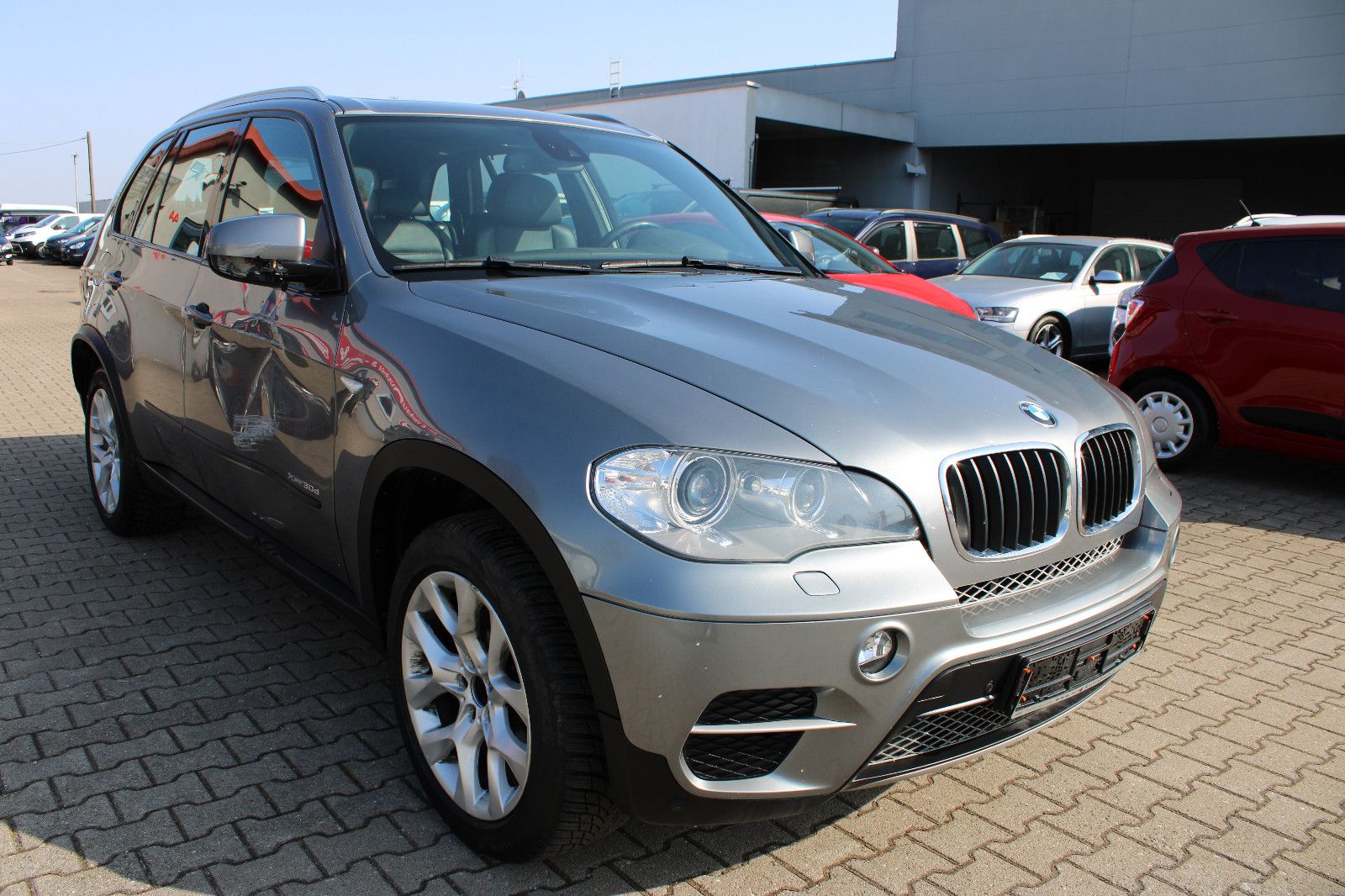 Fahrzeugabbildung BMW X5 xDrive30d Panorama,Leder,Navi,Kamera,Keyless