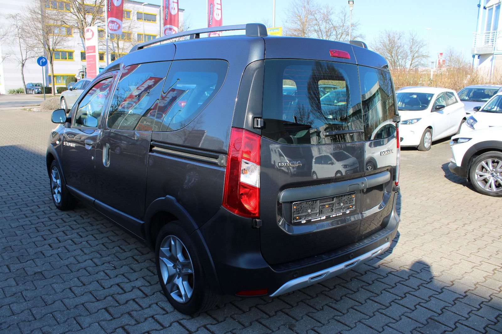 Fahrzeugabbildung Dacia Dokker Blue dCi 95 Stepway Navi,PDC,SHZ,Kamera