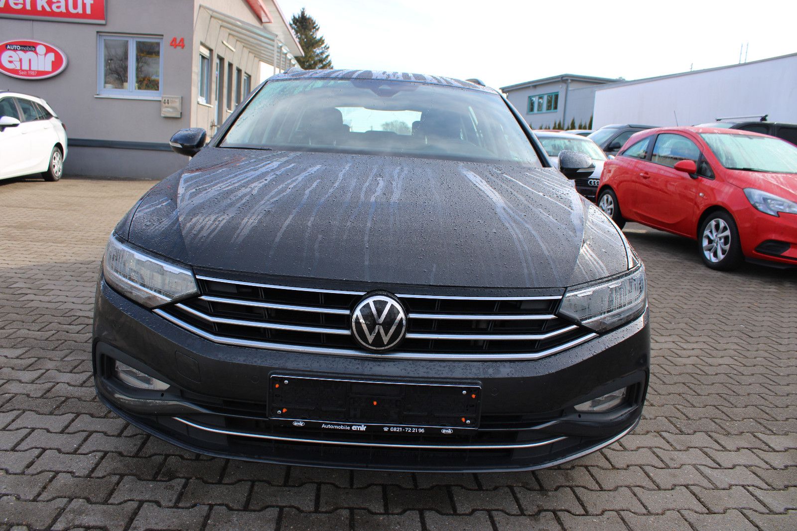 Fahrzeugabbildung Volkswagen Passat Variant 2.0 TDI SCR DSG Kamera,Navi,LED