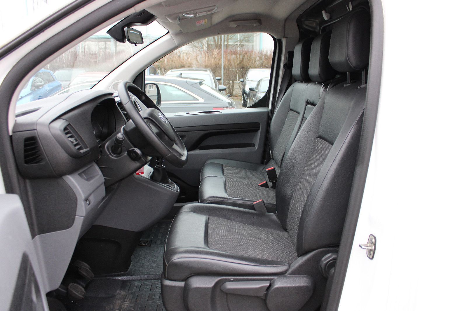 Fahrzeugabbildung Toyota Proace Verso Meister L2 Kamera,PDC,Klima