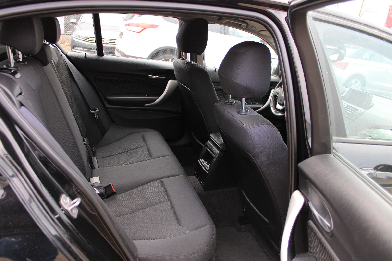 Fahrzeugabbildung BMW 116i PDC,SHZ,Klima,USB,Alu