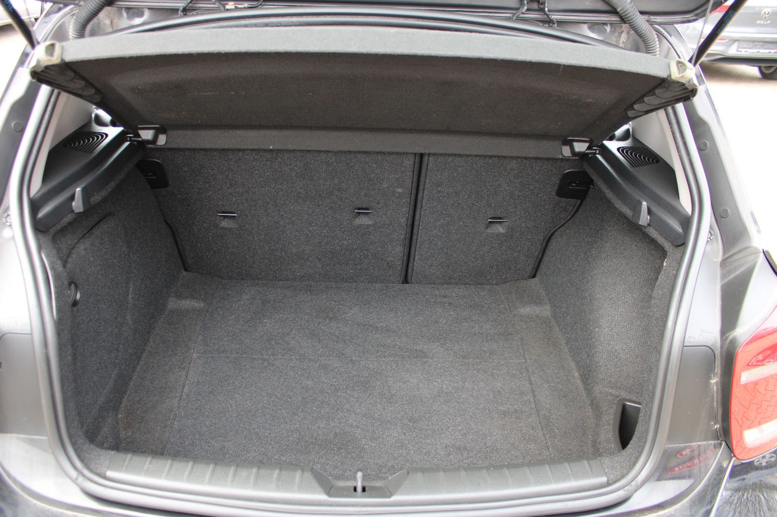 Fahrzeugabbildung BMW 116i PDC,SHZ,Klima,USB,Alu