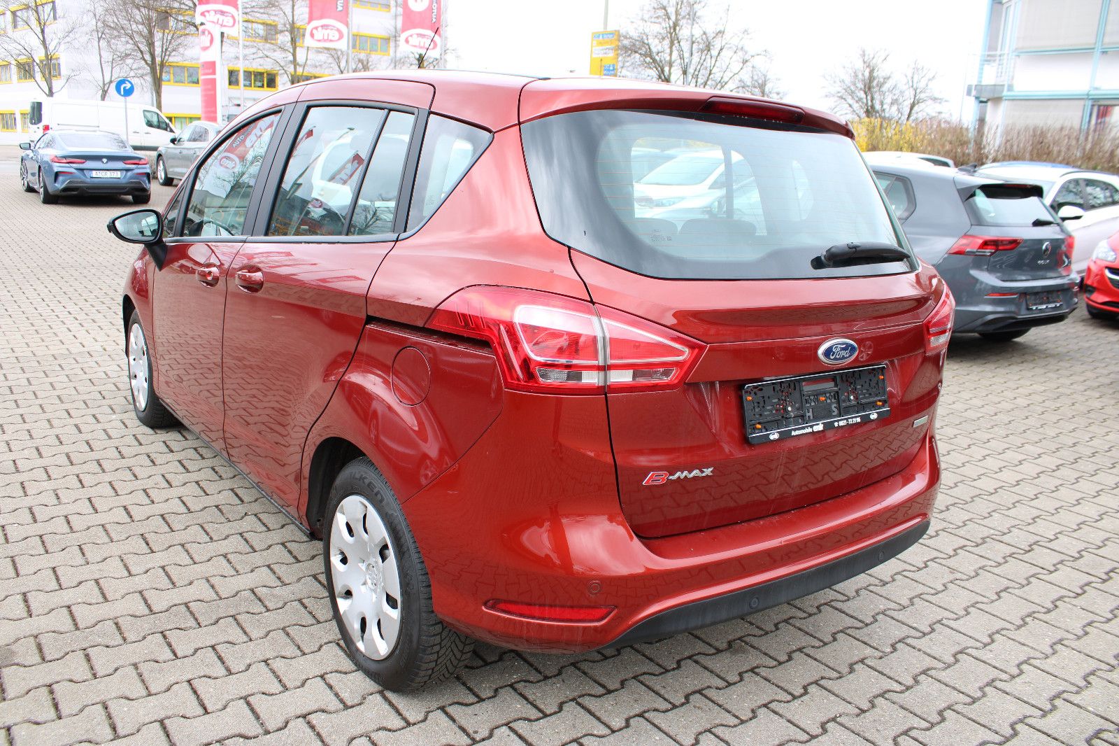 Fahrzeugabbildung Ford B-Max 1,0 EcoBoost Navi,PDC,SHZ