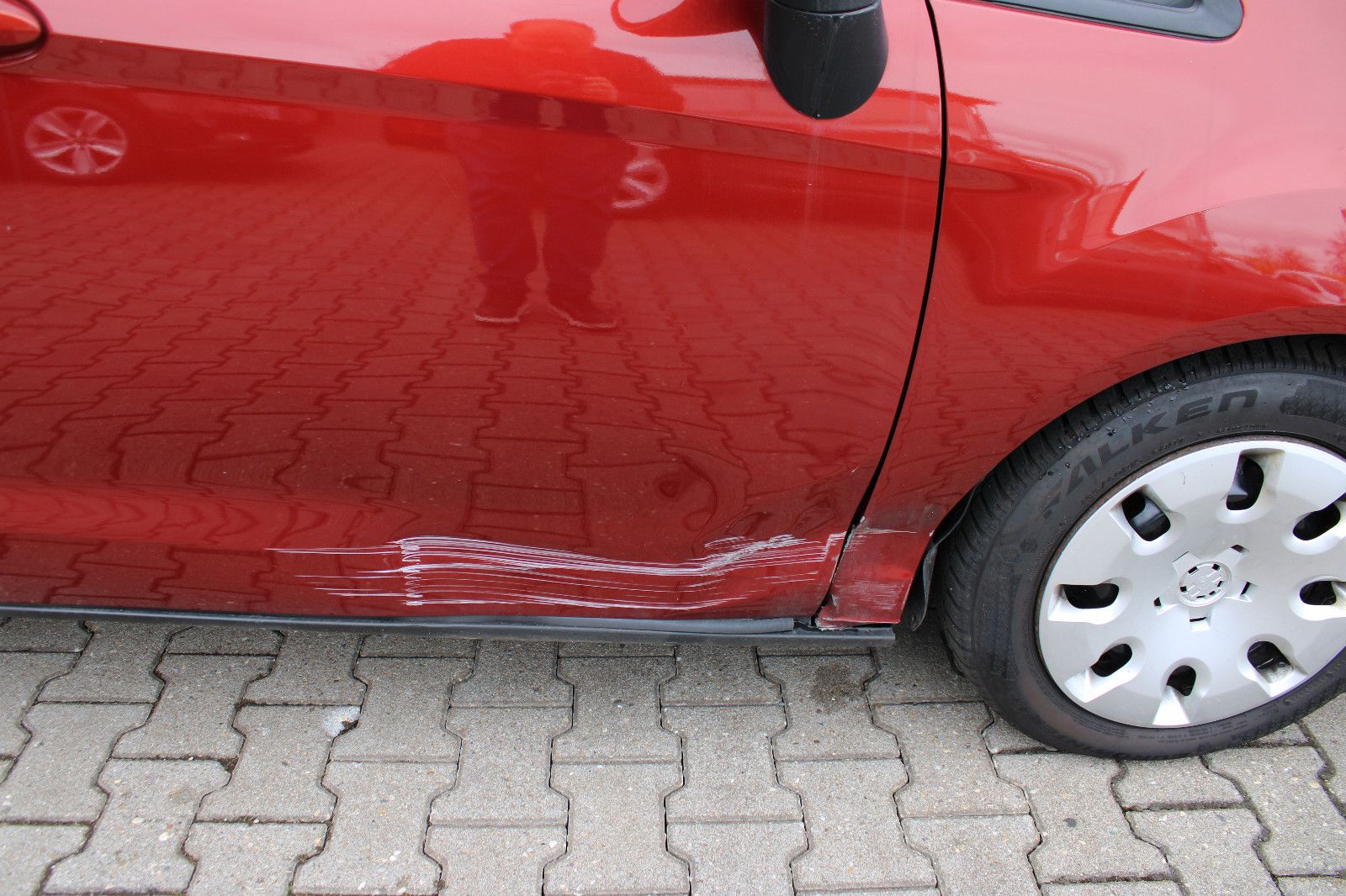 Fahrzeugabbildung Ford B-Max 1,0 EcoBoost Navi,PDC,SHZ