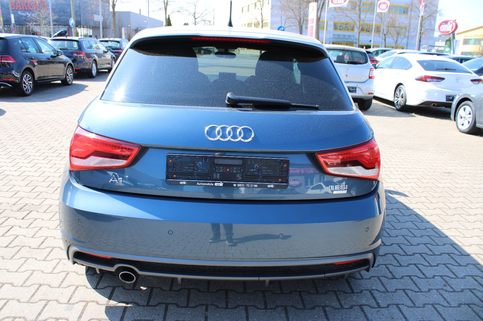 Fahrzeugabbildung Audi A1 1.0 TFSI ultra S tronic S-line Sportback