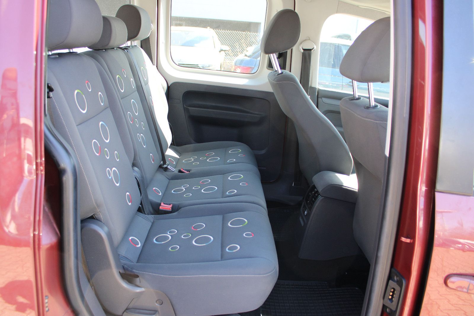 Fahrzeugabbildung Volkswagen Caddy 1,2TSI Roncalli