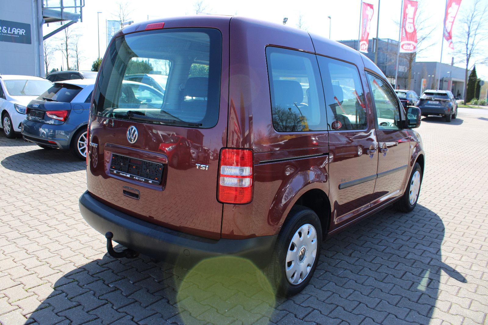Fahrzeugabbildung Volkswagen Caddy 1,2TSI Roncalli