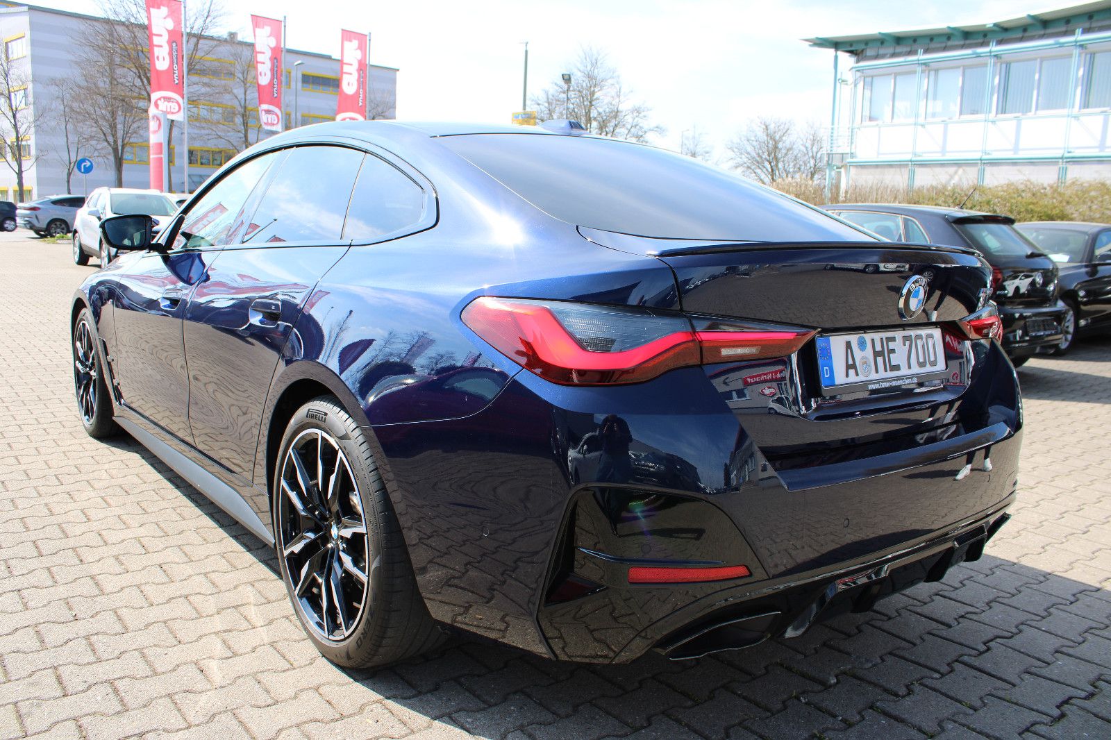 Fahrzeugabbildung BMW M440i xDrive Gran Coupé Sportsitze,Schiebedach