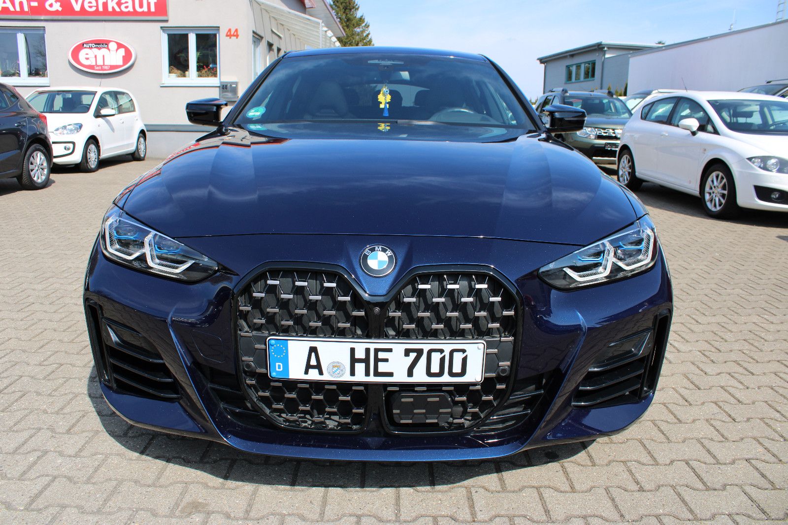 Fahrzeugabbildung BMW M440i xDrive Gran Coupé Sportsitze,Schiebedach
