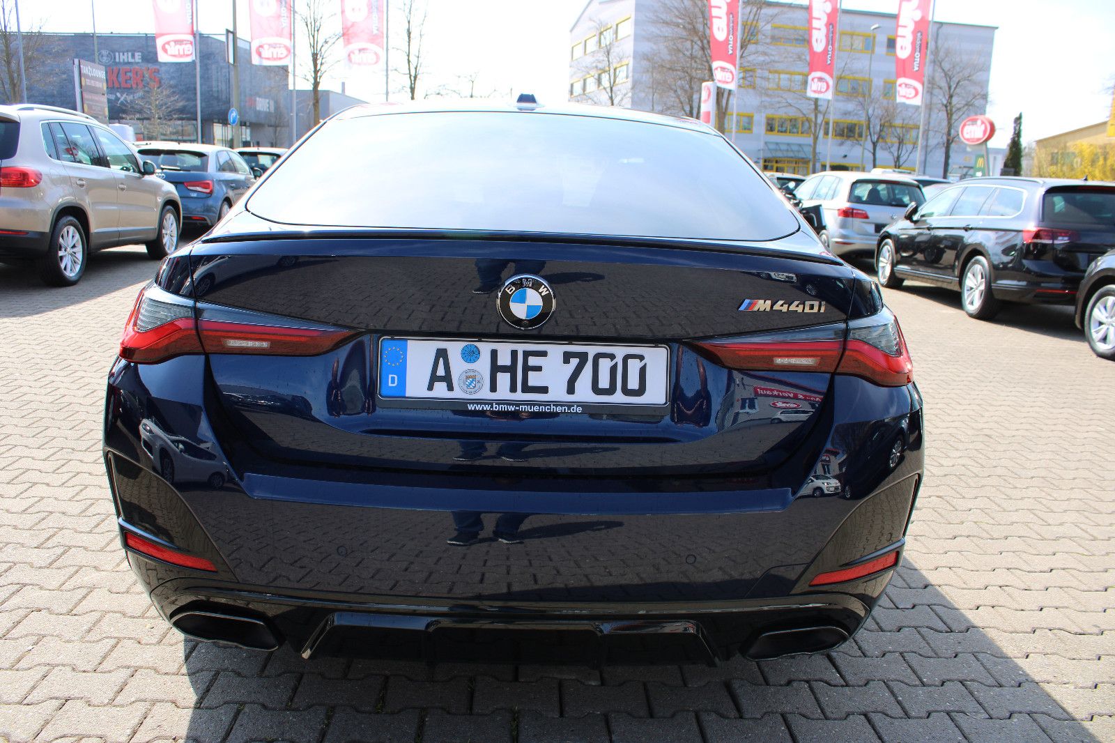 Fahrzeugabbildung BMW M440i xDrive Gran Coupé Sportsitze,Schiebedach