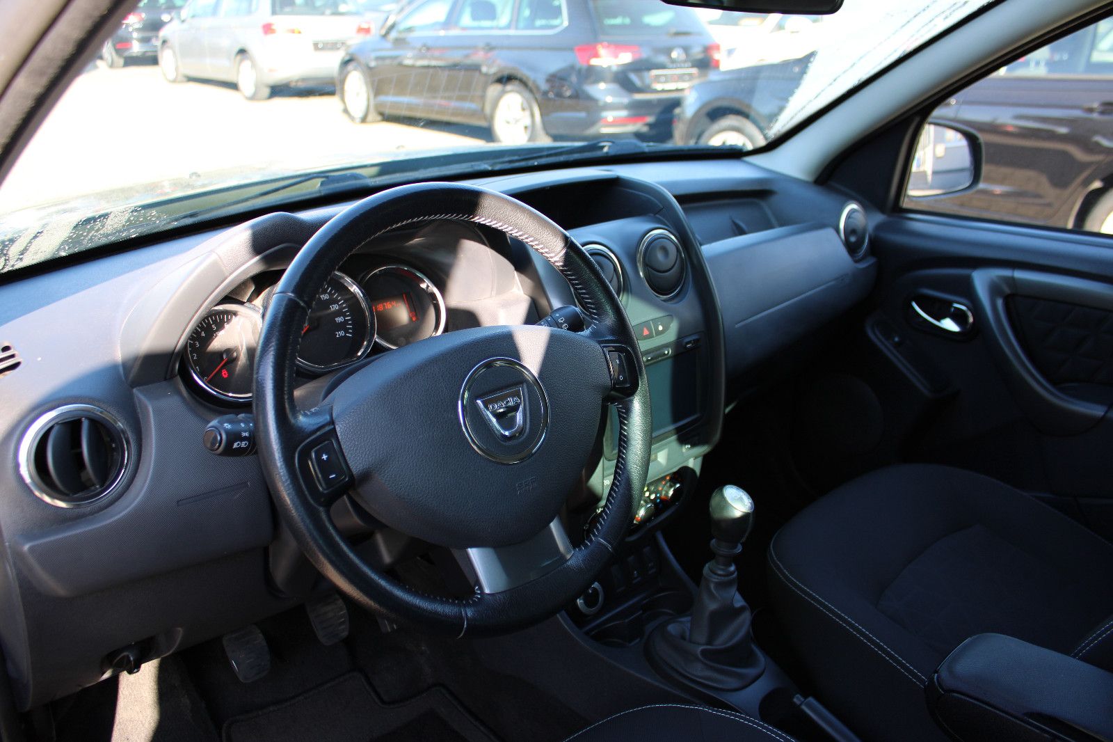Fahrzeugabbildung Dacia Duster dCi 110 4x4 Navi,PDC,AHK