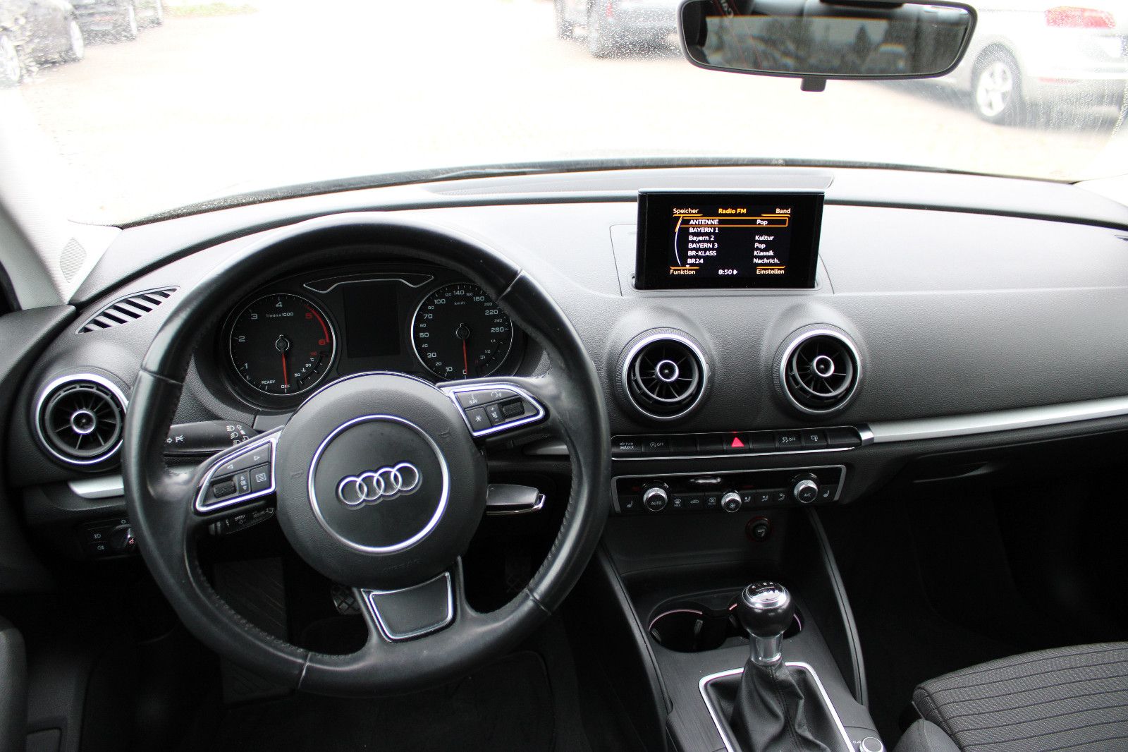 Fahrzeugabbildung Audi A3 Lim. 2.0 TDI PDC,Navi,SHZ,LED