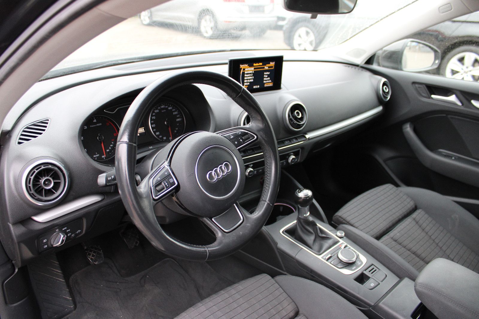 Fahrzeugabbildung Audi A3 Lim. 2.0 TDI PDC,Navi,SHZ,LED