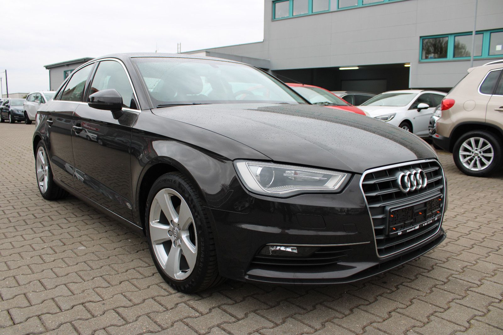 Fahrzeugabbildung Audi A3 Lim. 2.0 TDI PDC,Navi,SHZ,LED