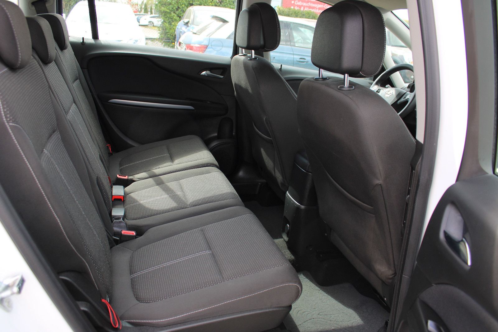 Fahrzeugabbildung Opel Zafira 2.0 CDTI Automatik,PDC,Navi,Kamera,AppleC