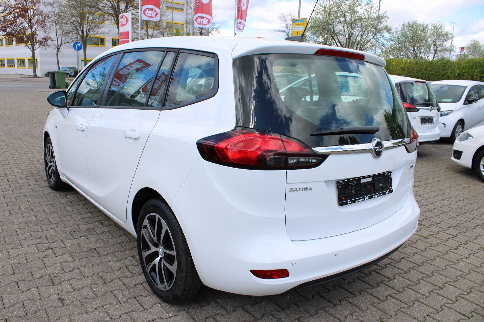 Fahrzeugabbildung Opel Zafira 2.0 CDTI Automatik,PDC,Navi,Kamera,AppleC