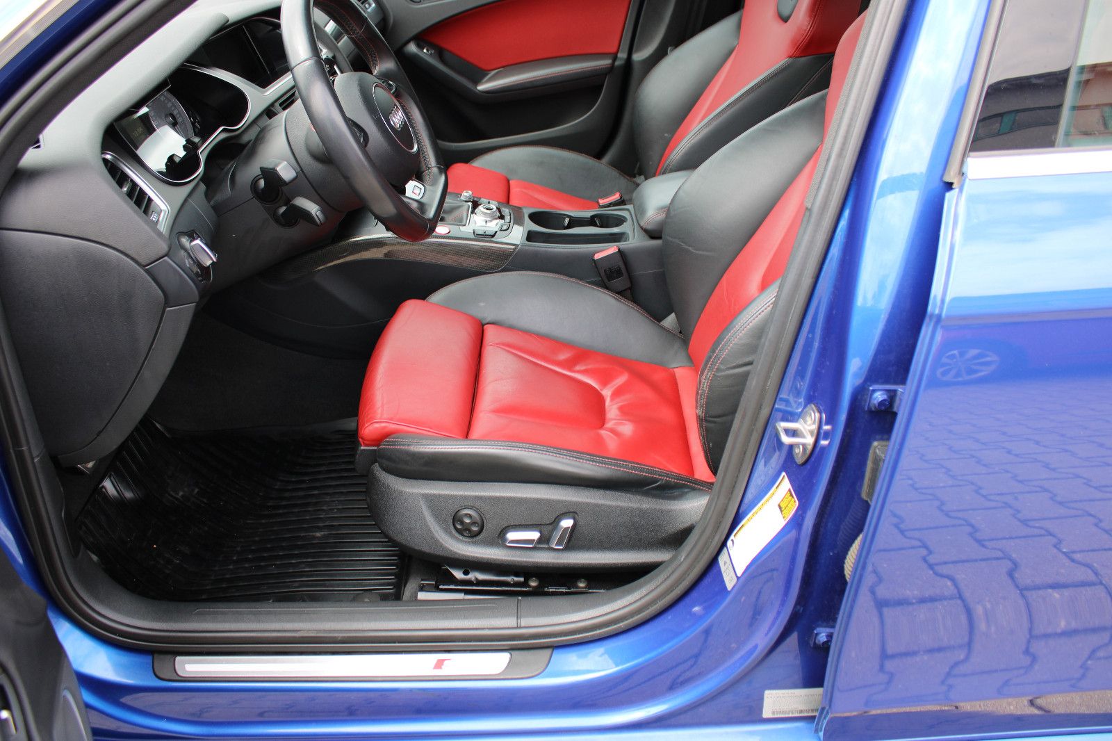 Fahrzeugabbildung Audi S4 3.0 TFSI Schalter quattro Navi,Kamera,Xenon