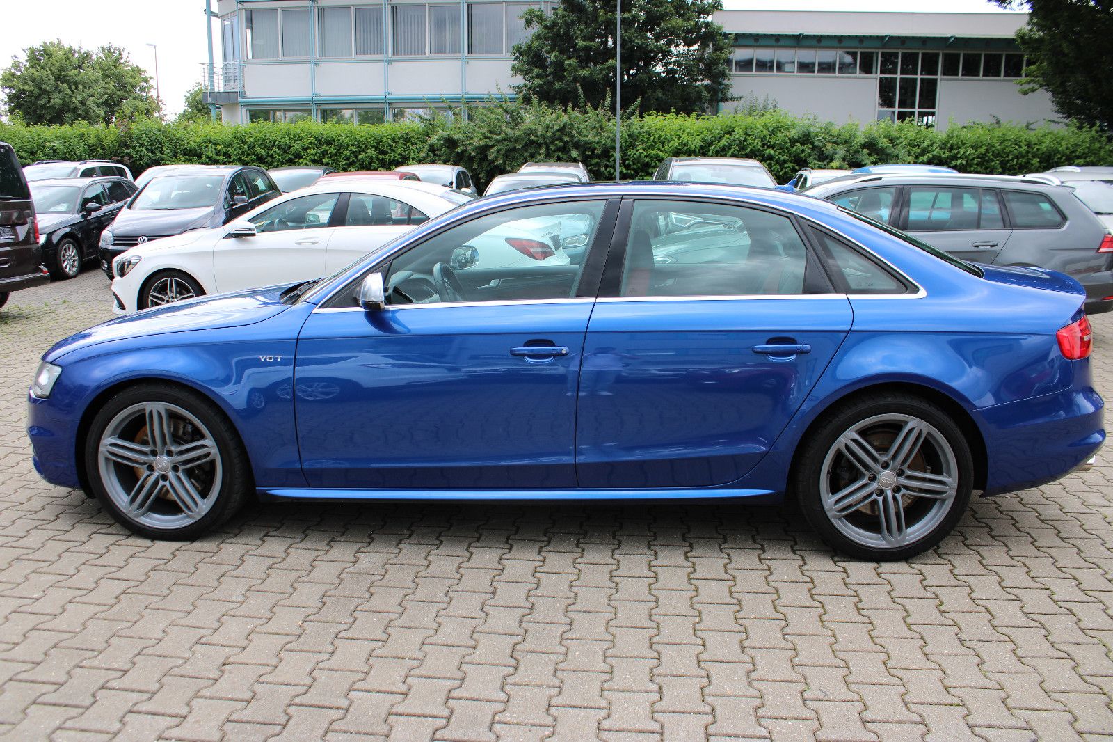 Fahrzeugabbildung Audi S4 3.0 TFSI Schalter quattro Navi,Kamera,Xenon