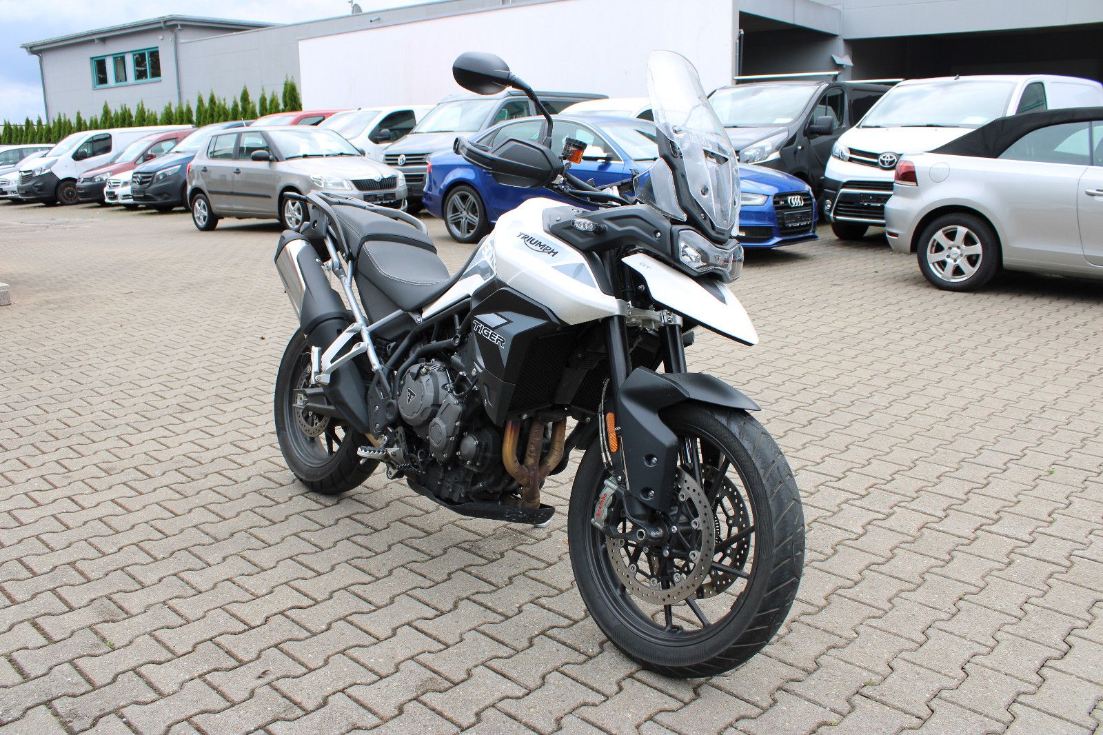 Fahrzeugabbildung Triumph Tiger 900 GT LOW