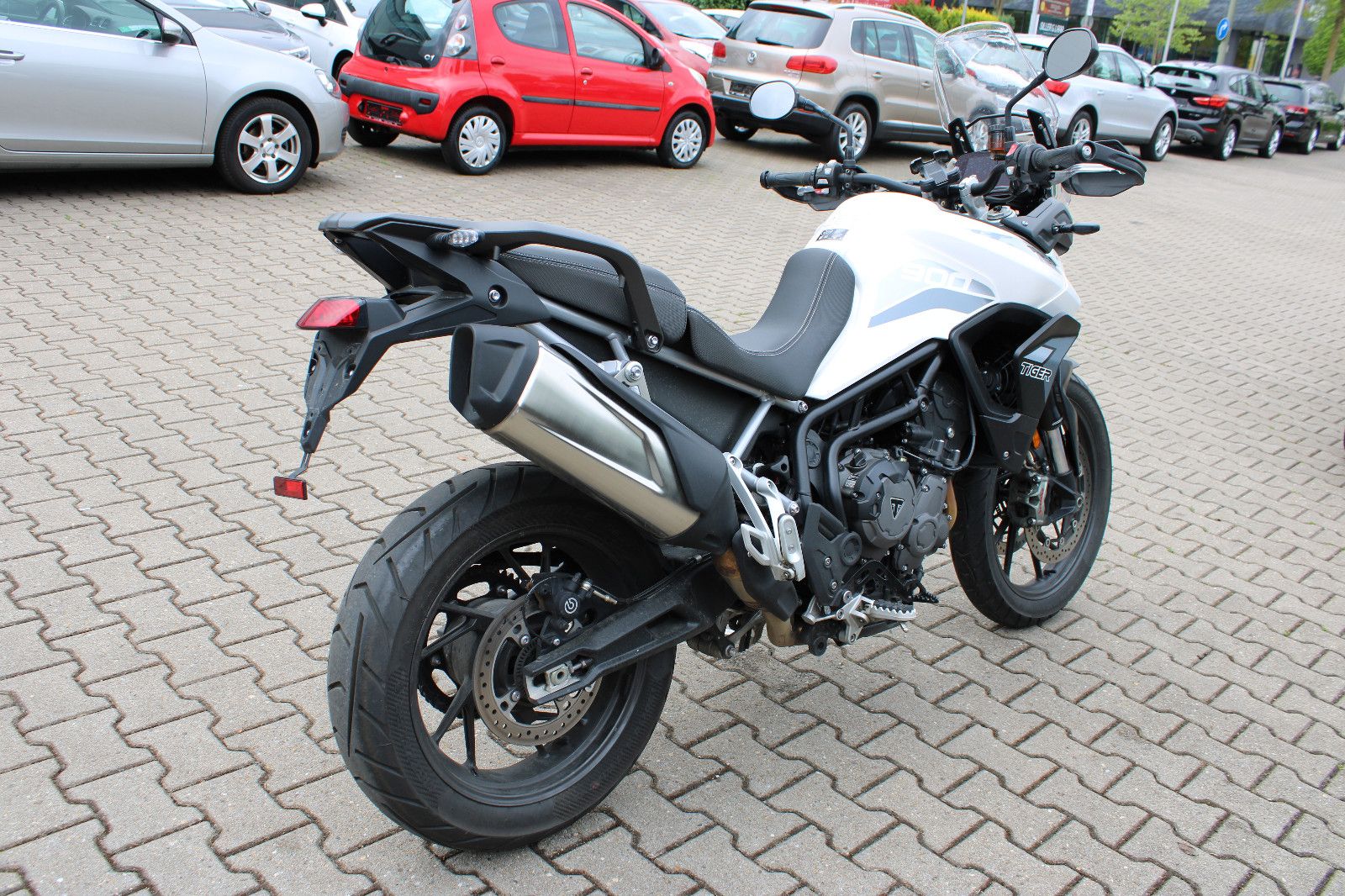 Fahrzeugabbildung Triumph Tiger 900 GT LOW