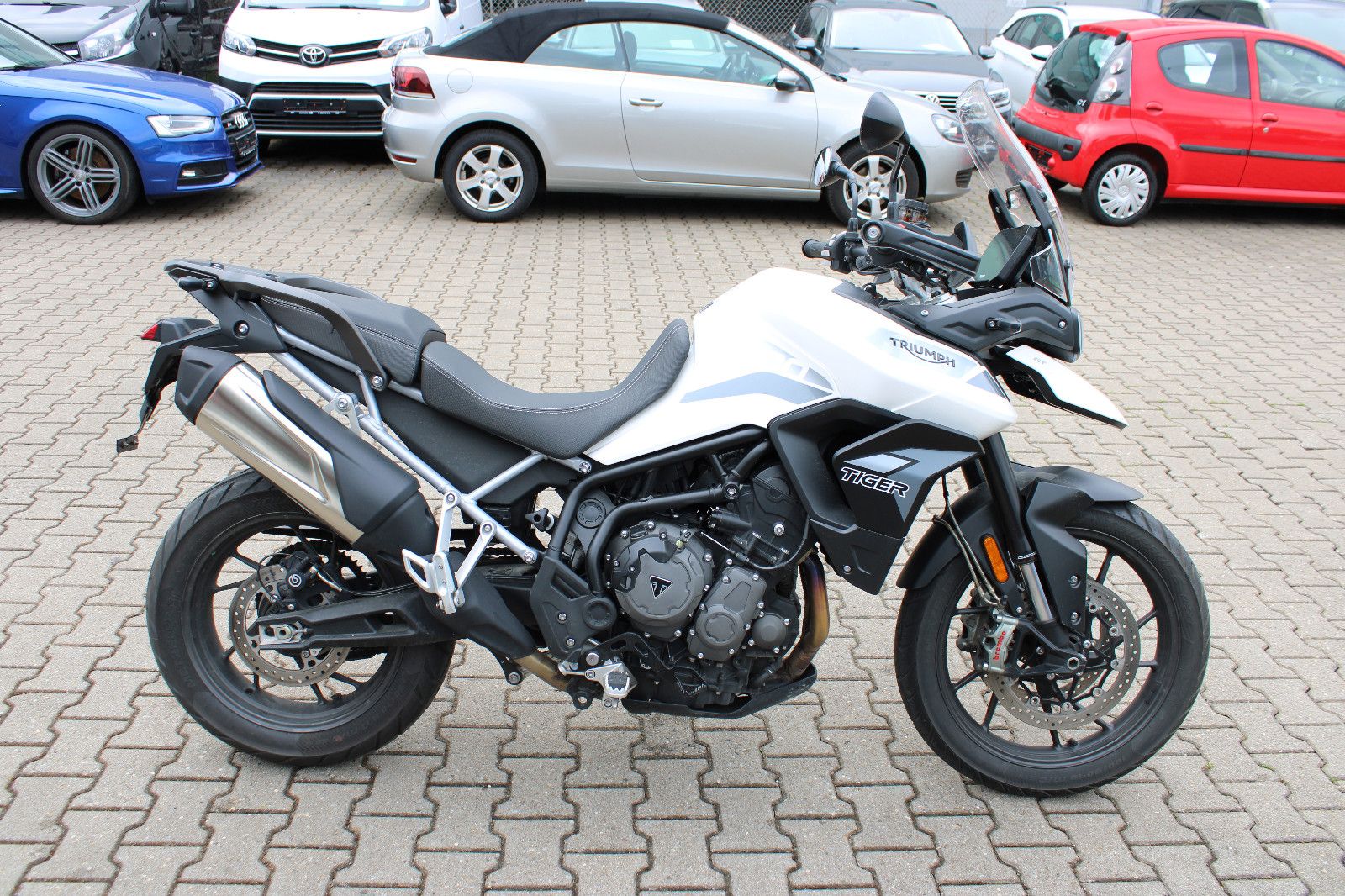 Fahrzeugabbildung Triumph Tiger 900 GT LOW