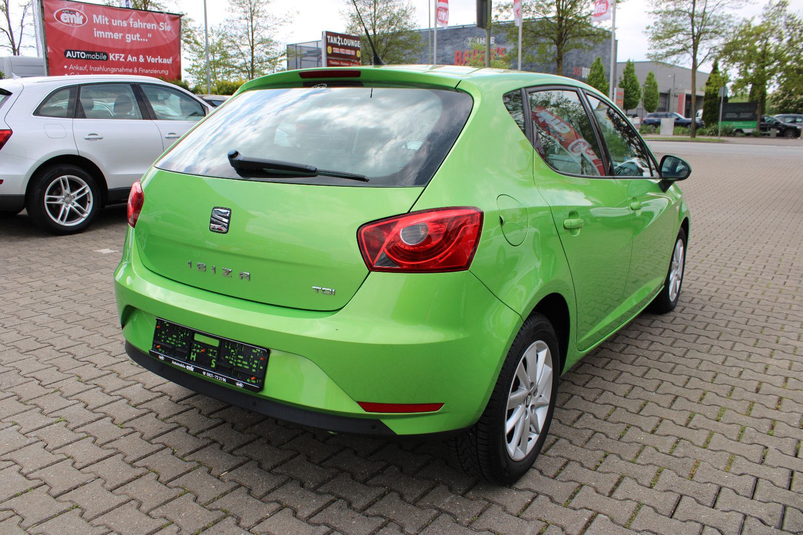 Fahrzeugabbildung SEAT Ibiza 1.6 TDI Style 4YOU Navi,PDC,Schiebedach,SH