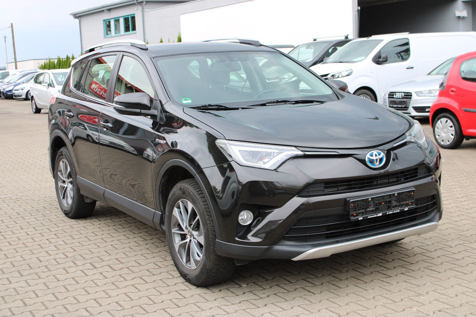 Fahrzeugabbildung Toyota RAV 4 RAV4 Hybrid Comfort
