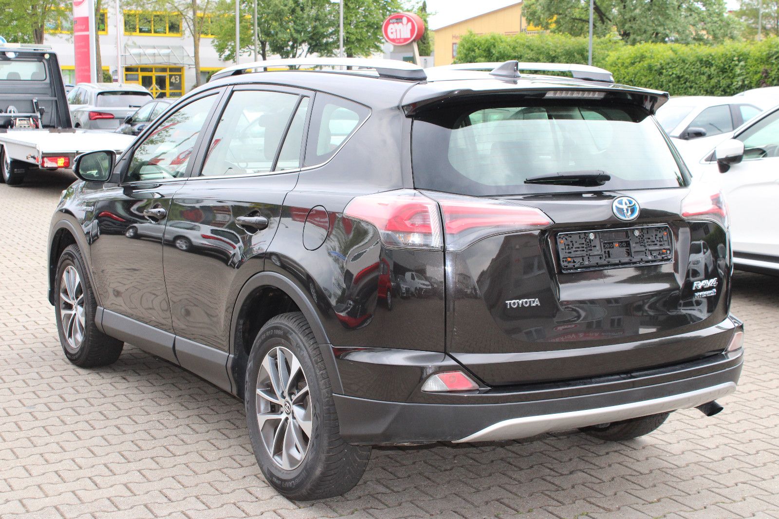 Fahrzeugabbildung Toyota RAV 4 RAV4 Hybrid Comfort
