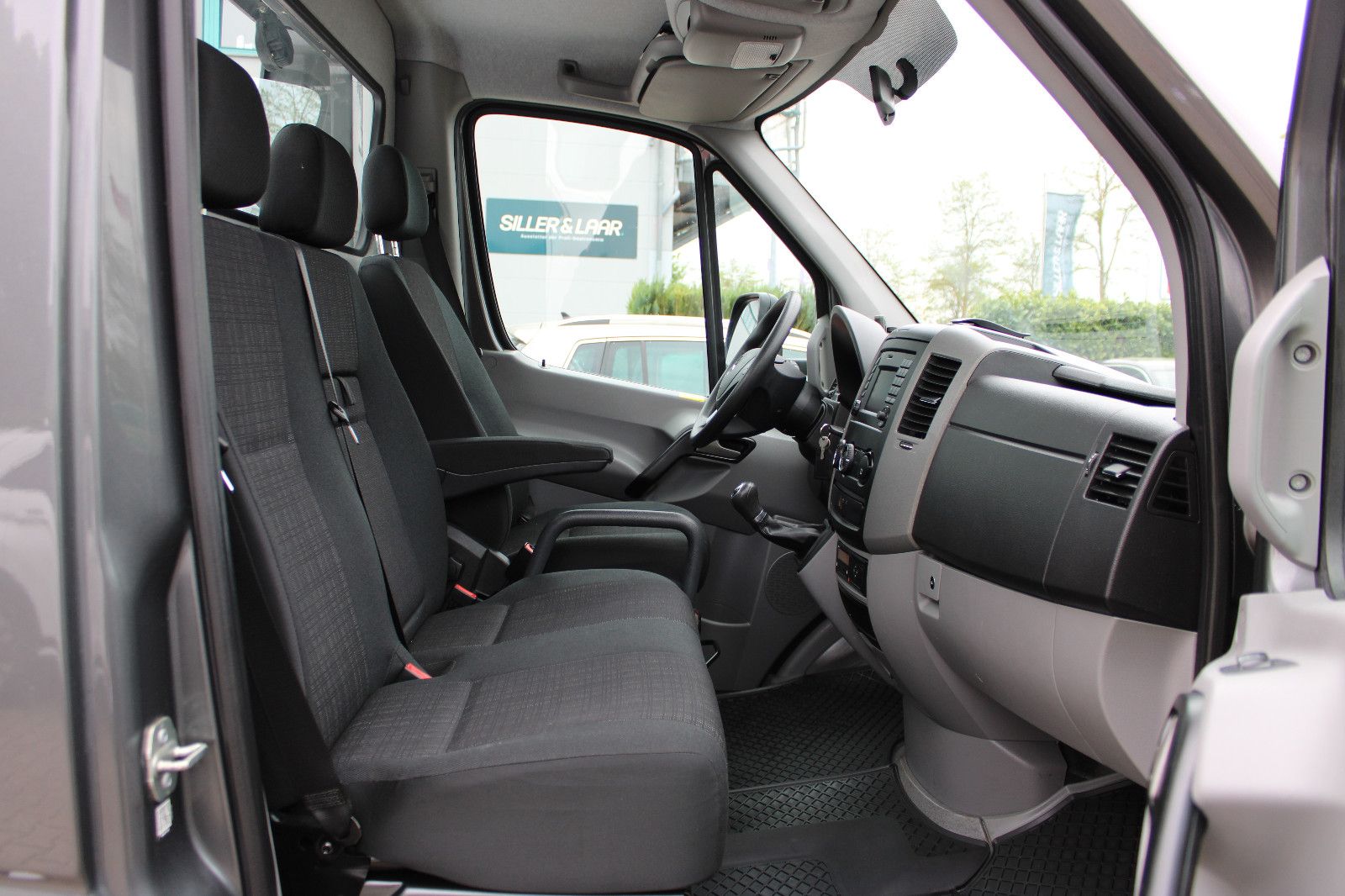 Fahrzeugabbildung Mercedes-Benz Sprinter V6 Automatik,Navi Algema