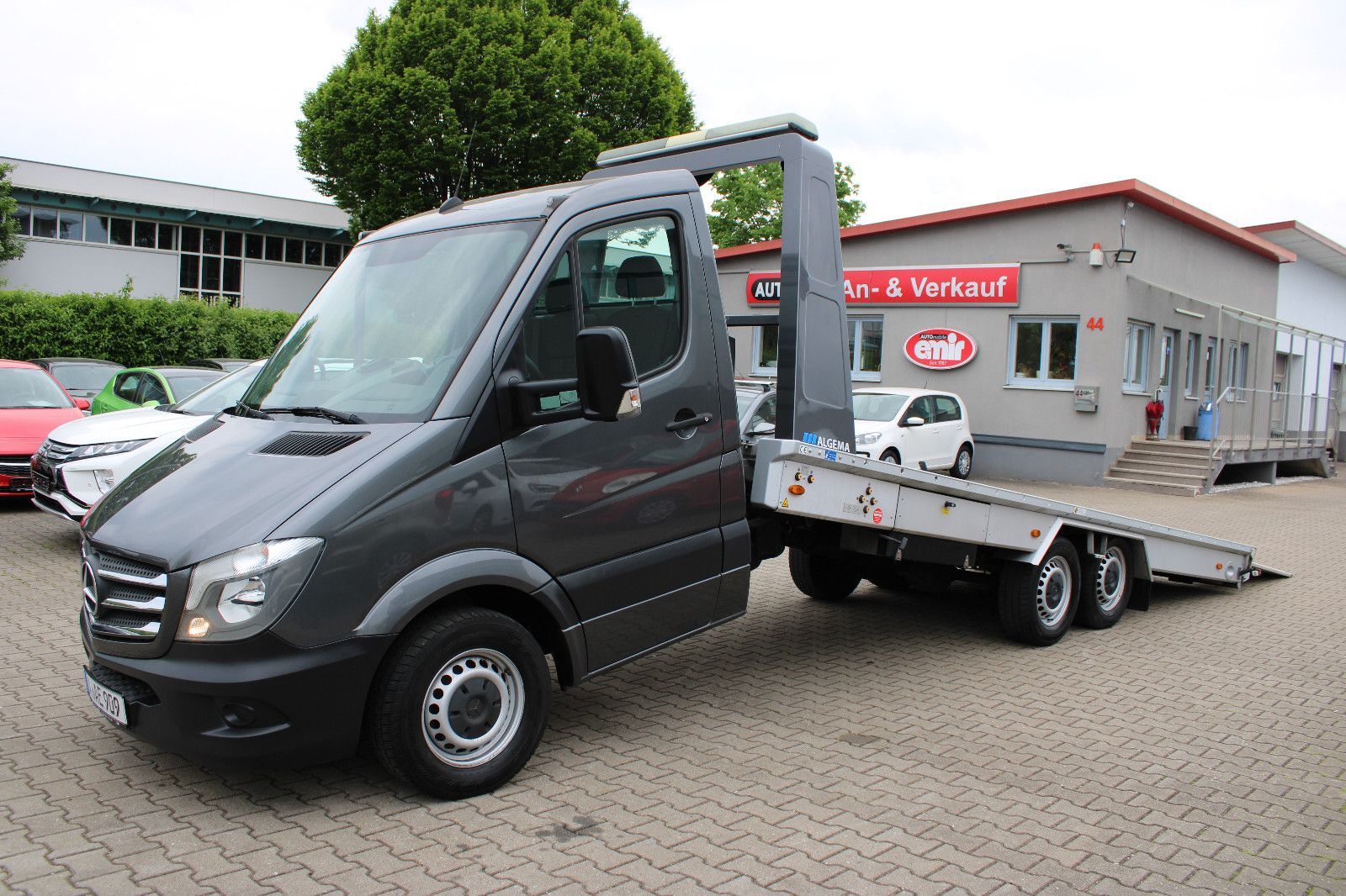 Fahrzeugabbildung Mercedes-Benz Sprinter V6 Automatik,Navi Algema