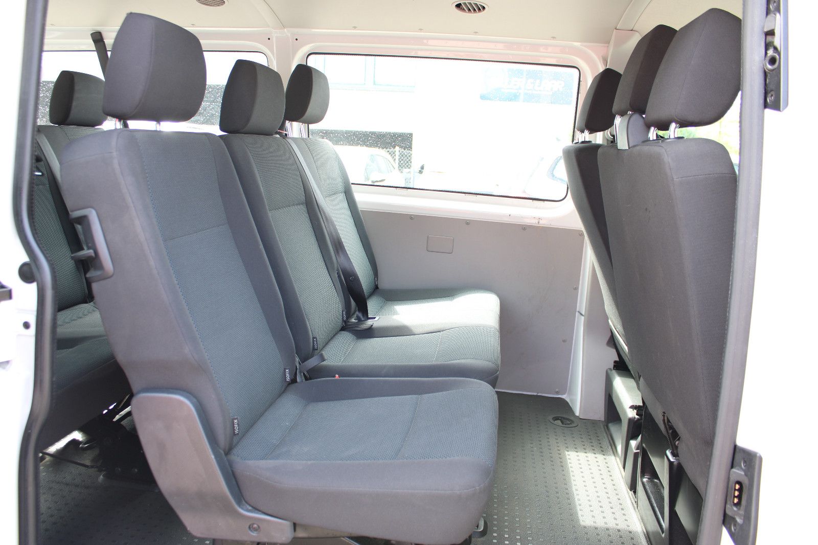 Fahrzeugabbildung Volkswagen T6 Transporter 9.Sitzer Lang Klima,AHK