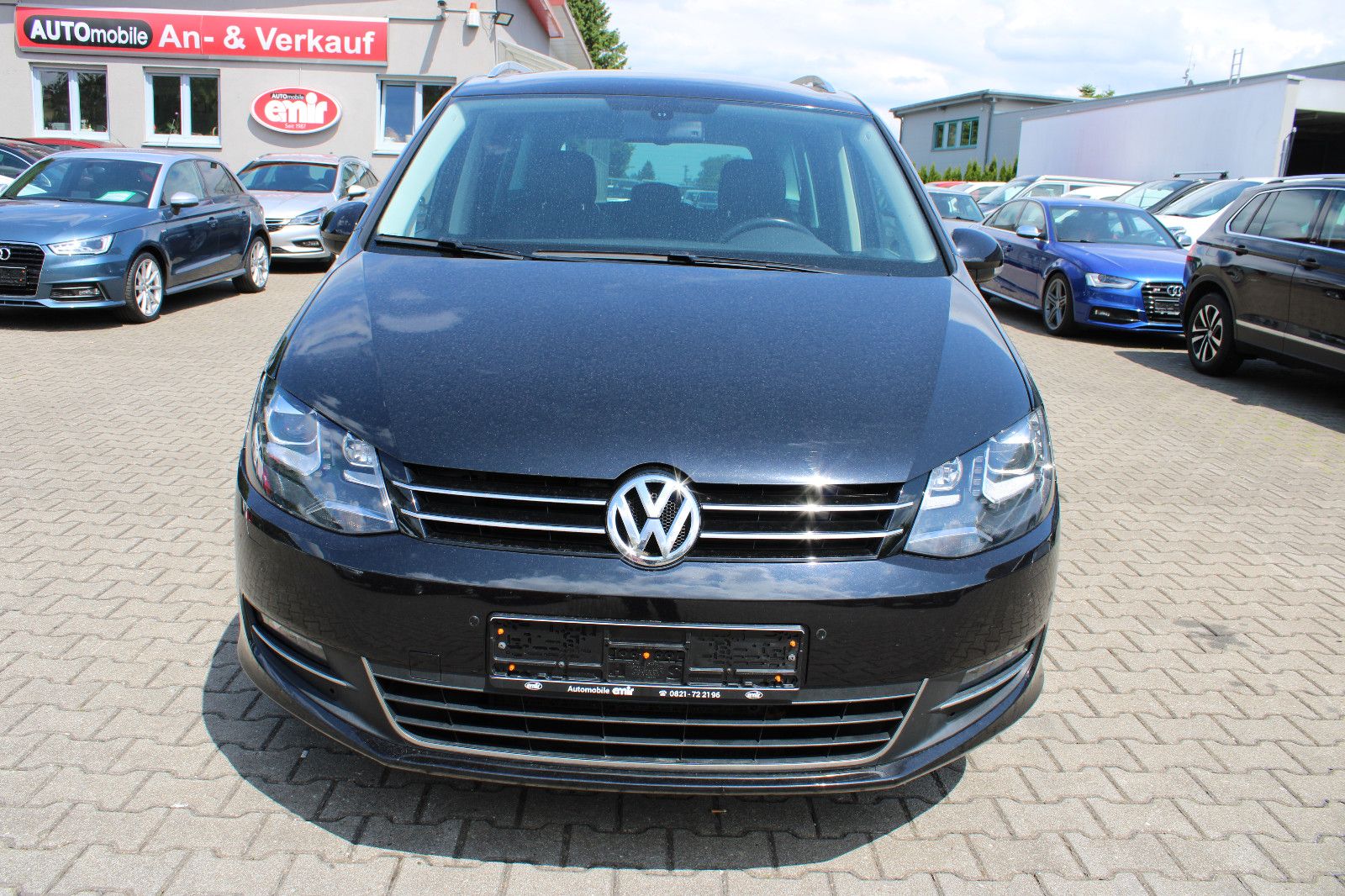 Fahrzeugabbildung Volkswagen Sharan 2.0 TDI DSG Navi,Xenon,Kamera,AHK,Leder
