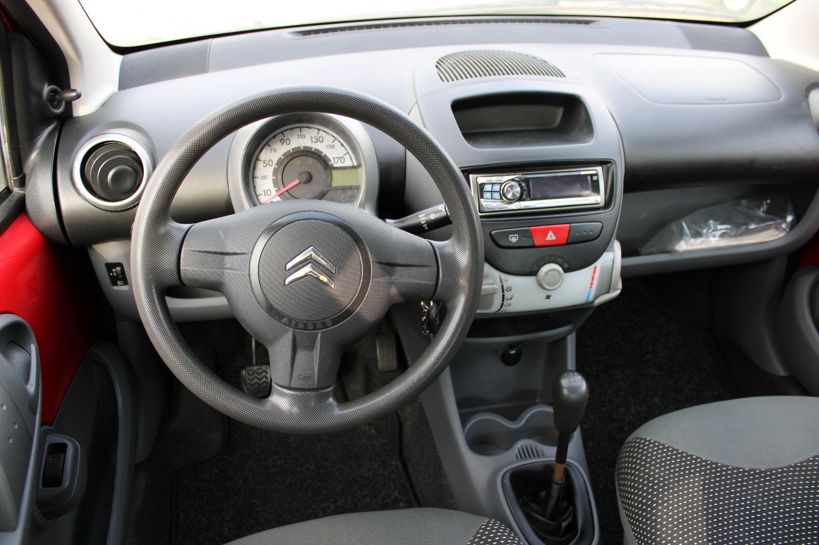 Fahrzeugabbildung Citroën C1 1.0